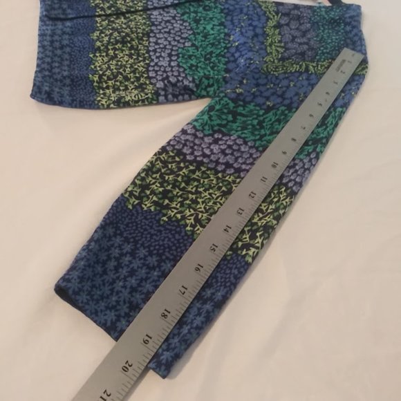 Isaac Mizrahi Live women's size M blue multicolored print open cardigan sweater - Picture 8 of 13